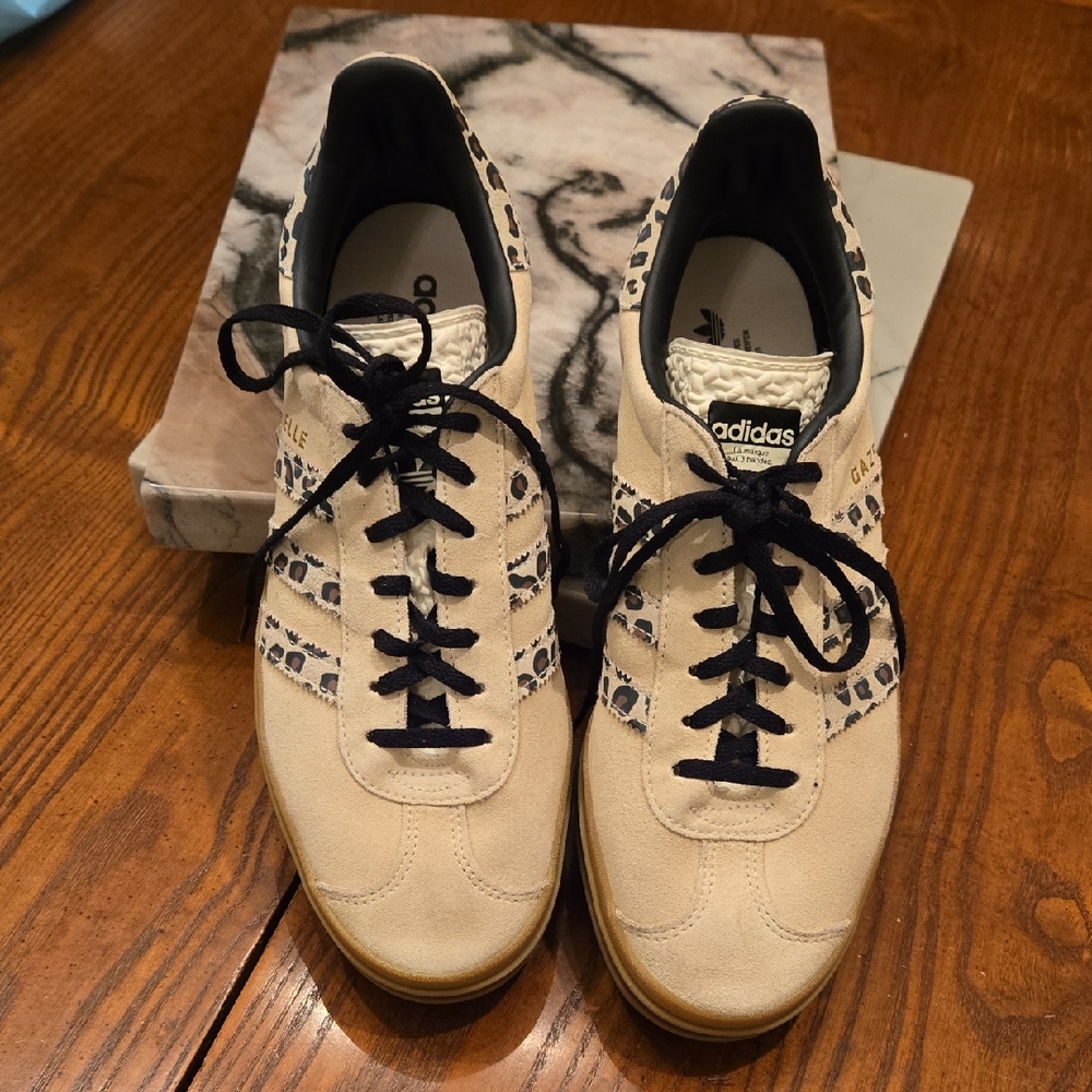 Adidas Gazelle Platform Cream Suede Sneakers Leopard Trim Size 9.5 Preloved